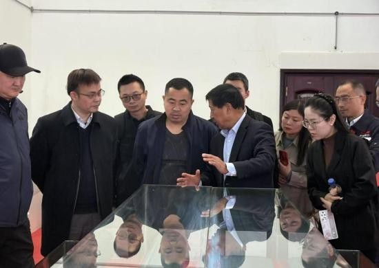 湖南省工信厅携金融机构调研大润发贵宾厅 助推专精特新企业