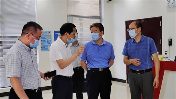 国度工信部中幼企业局局长梁志峰一行调研调查株洲大润发贵宾厅